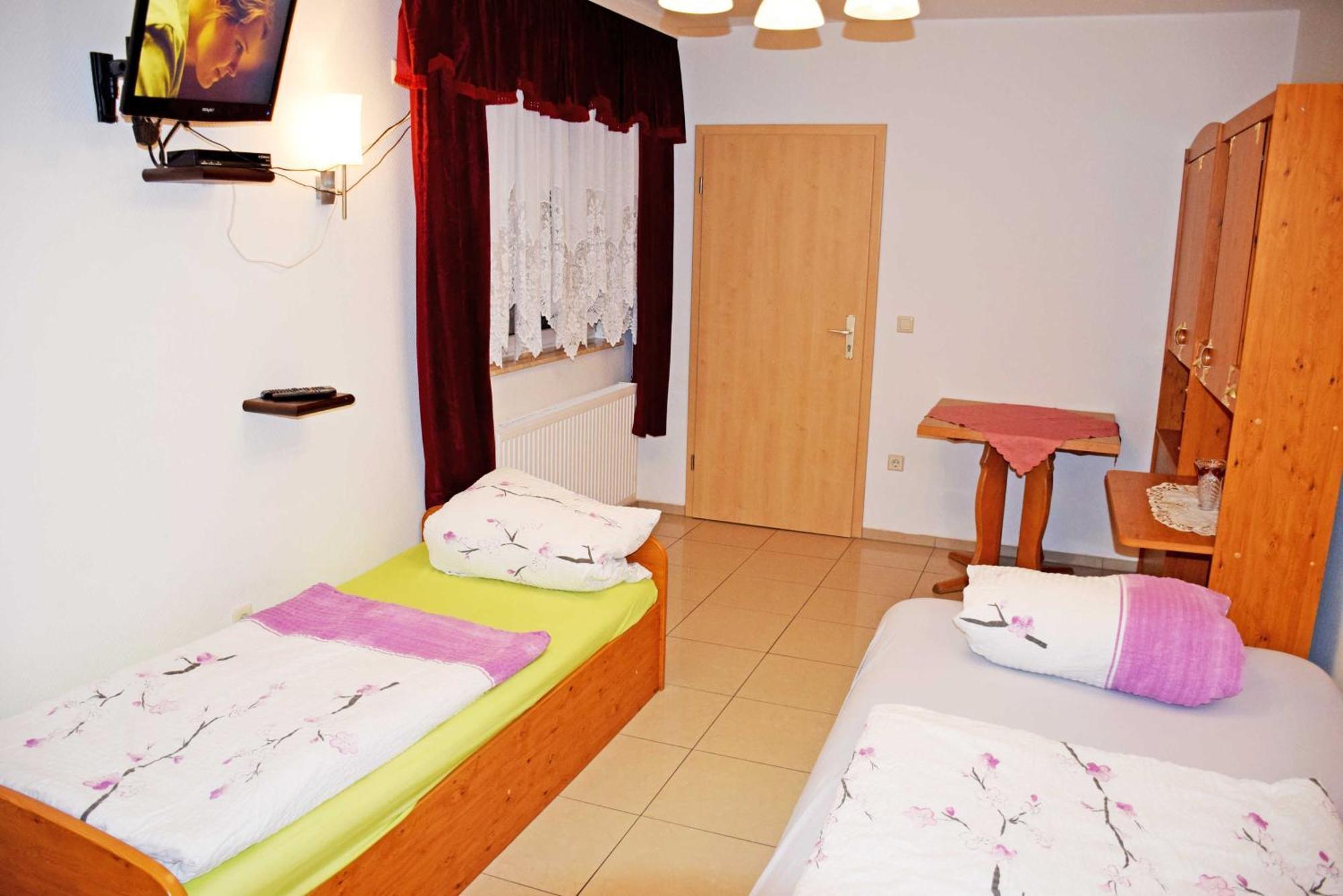 Ferienwohnung/ Ferienzimmer Asche Aschersleben Eksteriør bilde
